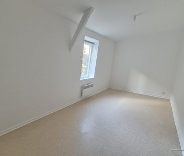 Location Appartement 3 pièces 78m² ST OMER 62500 - Photo 3