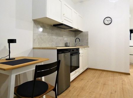 Łódź Łódź-Śródmieście, Nawrot - Zdjęcie 2