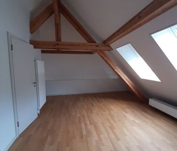 Living at the station with good transport links - Photo 5