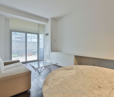 Market Wharf Lofts , #625 - Photo 2
