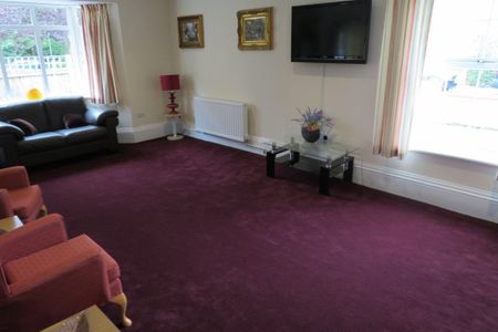 The Street - Photo 3