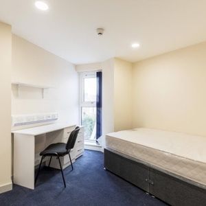 Fawcett road, Southsea - Photo 2