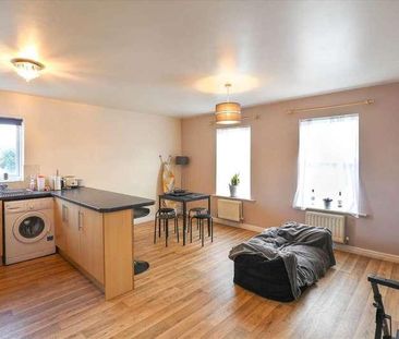 Burdock Way, Desborough, NN14 - Photo 2