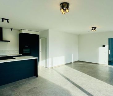 Woning te huur in Izegem voor € 1.300 met 3 slaapkamers - Photo 2