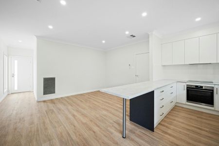 Brand new and waiting for you! - Photo 3