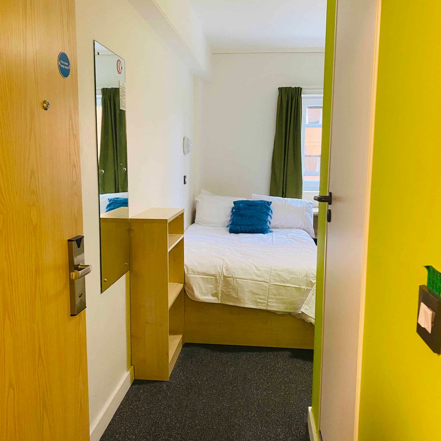 Standard Double One Bed Flat - Photo 1