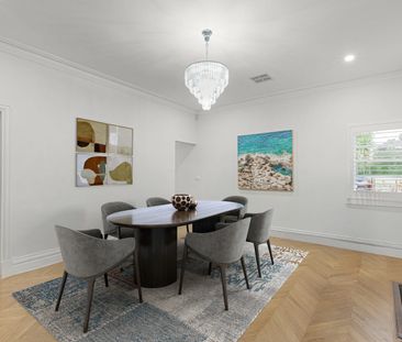 Elegant Family Home in Prestigious Summerhill Estate - Photo 4