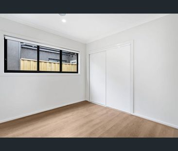 11 Blackscroft Rd, Thornhill Park, Vic 3335 - Photo 1