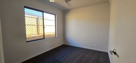 NEAR NEW 4 BEDROOM HOME IN TOLGA - Photo 3