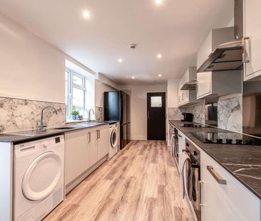 Canterbury Street Room 1 - Photo 5