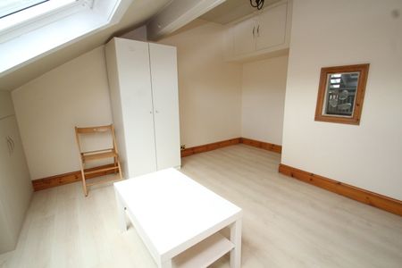 1 bedroom studio apartment to rent - Photo 3