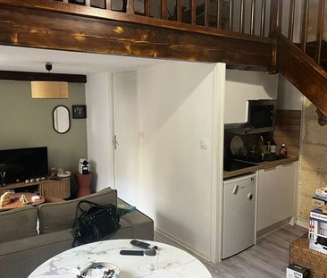Location Appartement 1 pièce 32m² BORDEAUX 33000 - Photo 2