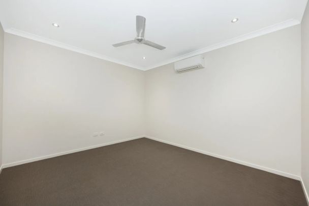 Dive Into Luxury Living - Photo 1