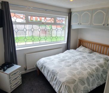 Milton Close - Photo 3