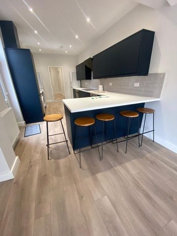 27 York Road - Un-Expectedly Re-Offerred to the market Loughborough - Photo 3