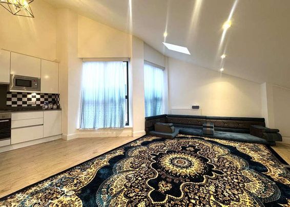 Narayan Mews, London, NW10 - Photo 1