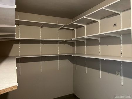 Appartement te huur dicht bij centrum Waregem met ondergrondse parkeerplaats - Foto 2