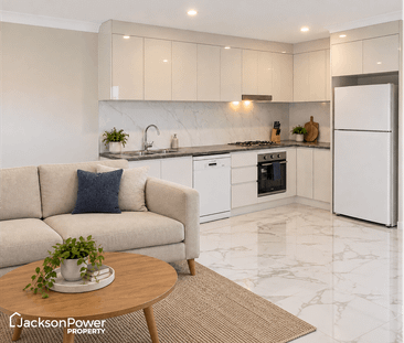 Quality and Convenient Living in a Sunny Setting - Photo 4