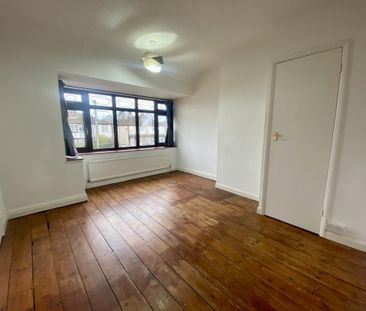 2 bedroom semi-detached house to rent - Photo 3