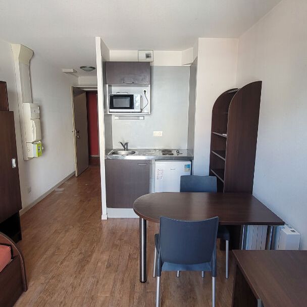 Location Appartement 1 pièce 17m² - Photo 1