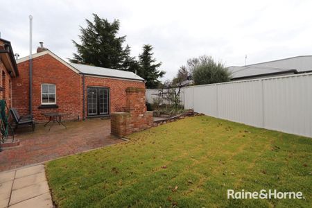 19 Blandford St, Bathurst, NSW 2795 - Photo 3