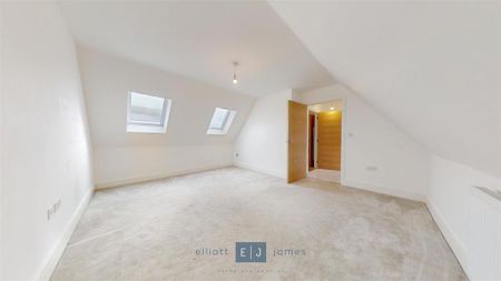 6 bedroom detached house to rent - Photo 3