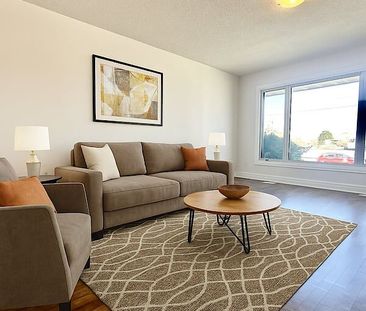 2452 Kaladar Avenue, Billings bridge - Alta Vista, Ottawa, ON - Photo 2