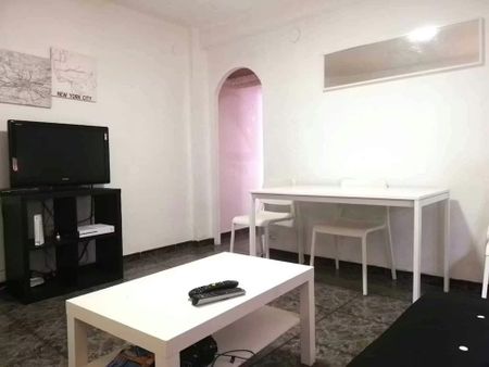 Calle Arquitecto Gasco, Valencia, Valencian Community 46022 - Photo 3