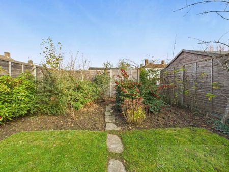 3 bedroom terraced house to rent - Photo 5