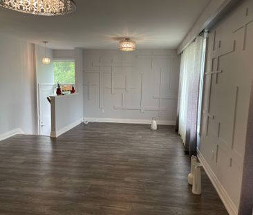 For Lease - 21 Algonquin Crescent Unit# Main, Aurora, Ontario - Photo 4