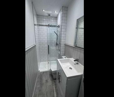 Crosby Road North, Waterloo, L22 - Photo 4