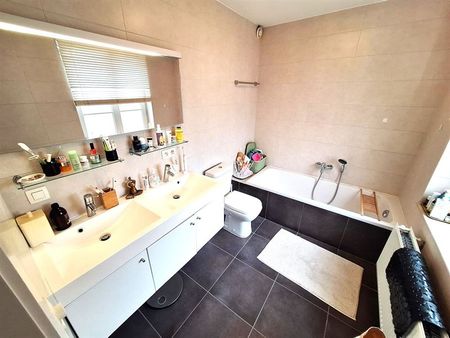 Huis te huur in Sint-Amandsberg - Foto 2