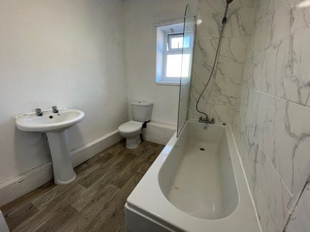 Windsor Road, Walton, L9 4RA - Photo 5