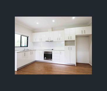 Modern 2 Bedroom Granny Flat - Photo 2