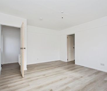 3 bedroom property to rent - Photo 1