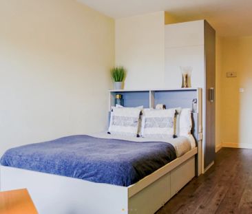 Silver Studio - Photo 2