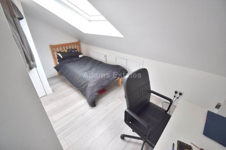 6 bedroom terraced house to rent - Photo 5