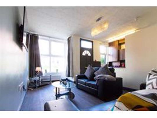 Beechwood Mount Room 4 - Photo 1