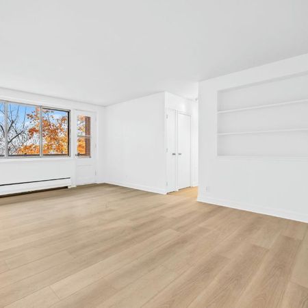 Superbes 4½ et 5½ à louer — Disponibles dès maintenant ! 🌟 Grand, lumineux, moderne et idéalement situé !Superbes 4½ et 5½ à louer - Photo 4