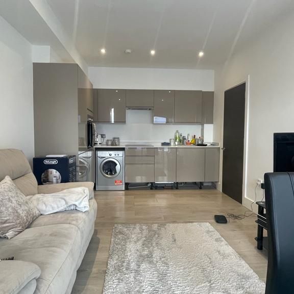 1 bedroom flat to rent - Photo 1