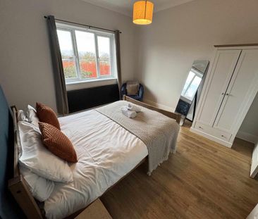 3 bedroom terraced house to rent - Photo 3