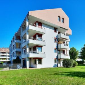 2.5 Zimmer, 1. Stock - Photo 2