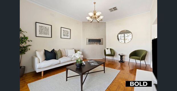 Charming Californian Bungalow in Sackville Ward – Ideal Family Home 🏡 - Photo 1