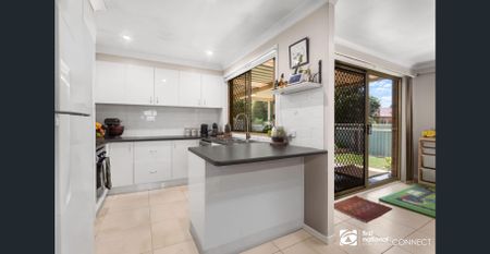 Ideal Family Home - Photo 4