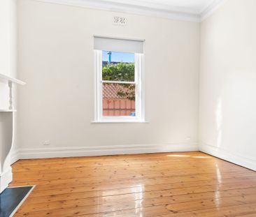 7 Royal Avenue, Hyde Park - Photo 1