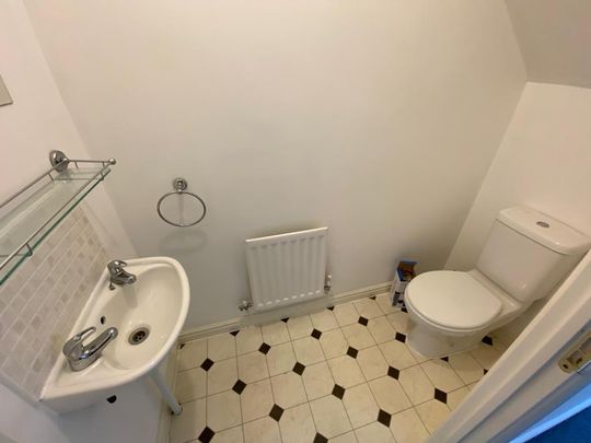 4 bedroom townhouse to rent - Photo 1