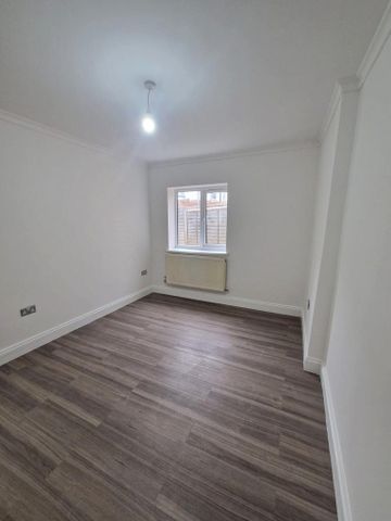 2 bedroom bungalow to rent - Photo 3