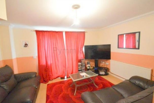 Pollywiggle Close, Norwich - Photo 1