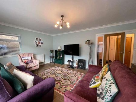 Scalby Road, Scarborough, YO12 - Photo 3