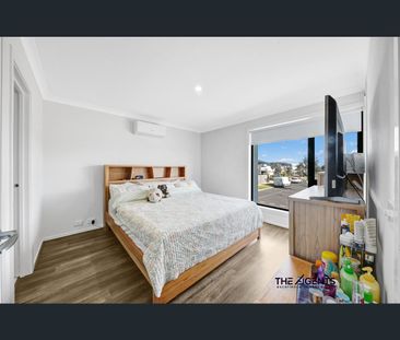 5 Codrington Road, Truganina, Vic 3029 - Photo 5